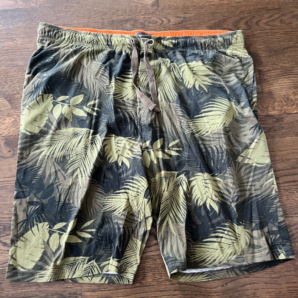 Tropical Leaf Print Men's Swim Shorts